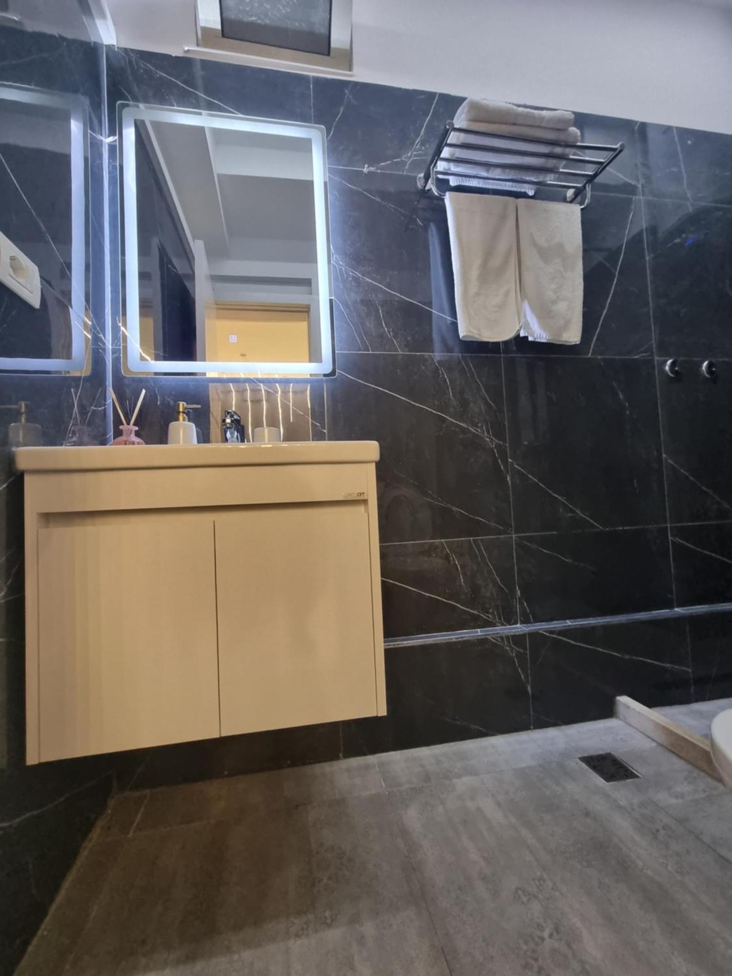 Mon Prive Apartment Tirana Extérieur photo